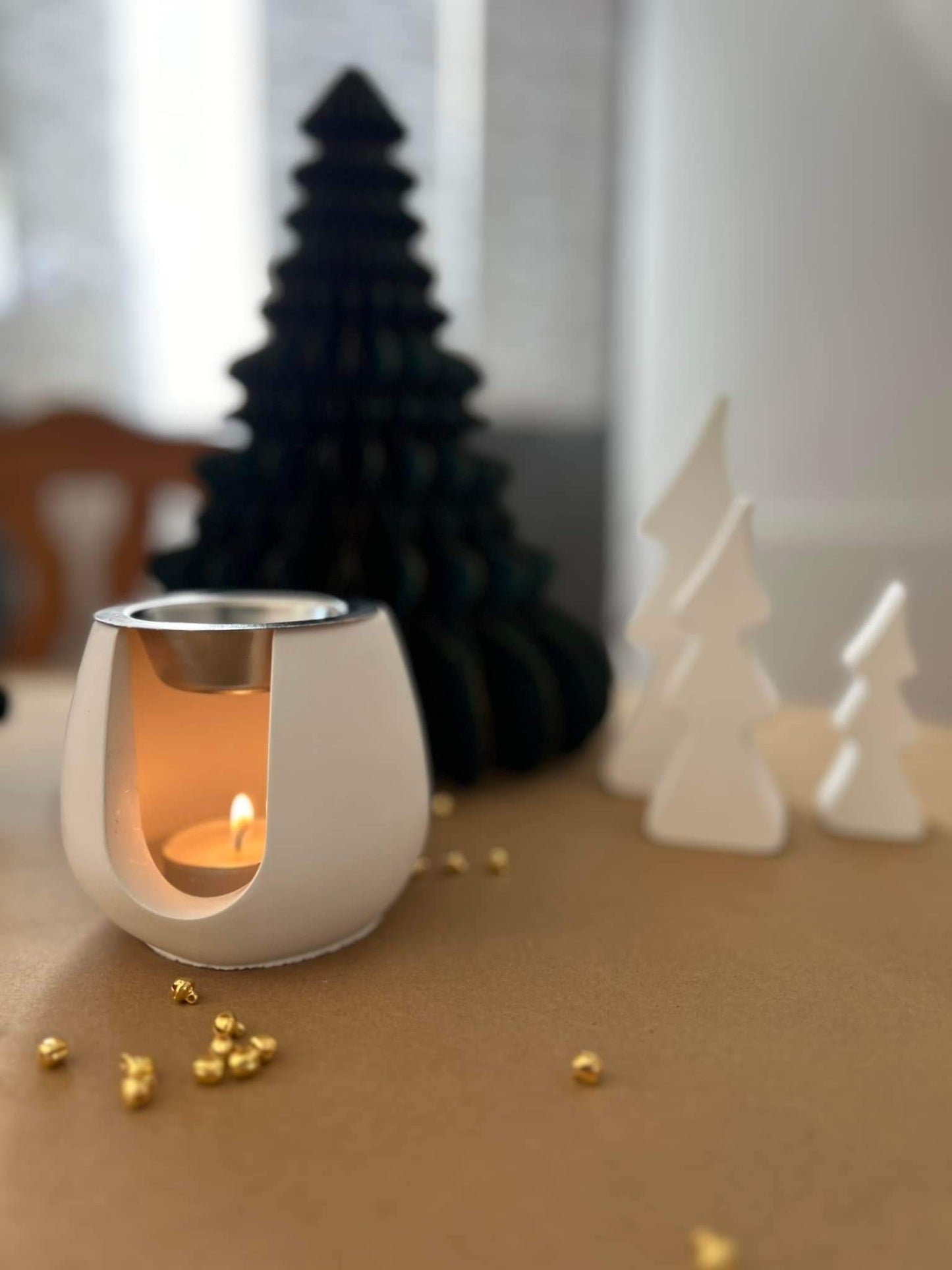 LAVURI® Wachs- Schmelzer Melter aus Giesskeramik Teelicht + Metaltigel weiss Wax- Melts