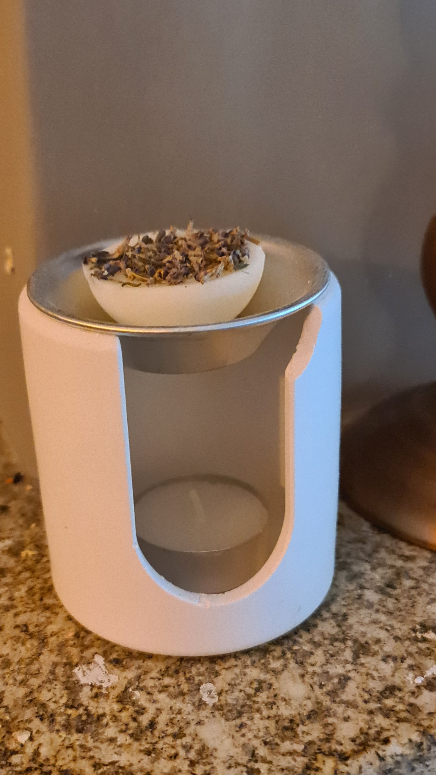 LAVURI® Wachs- Schmelzer Melter aus Giesskeramik Teelicht + Metaltigel weiss Wax- Melts