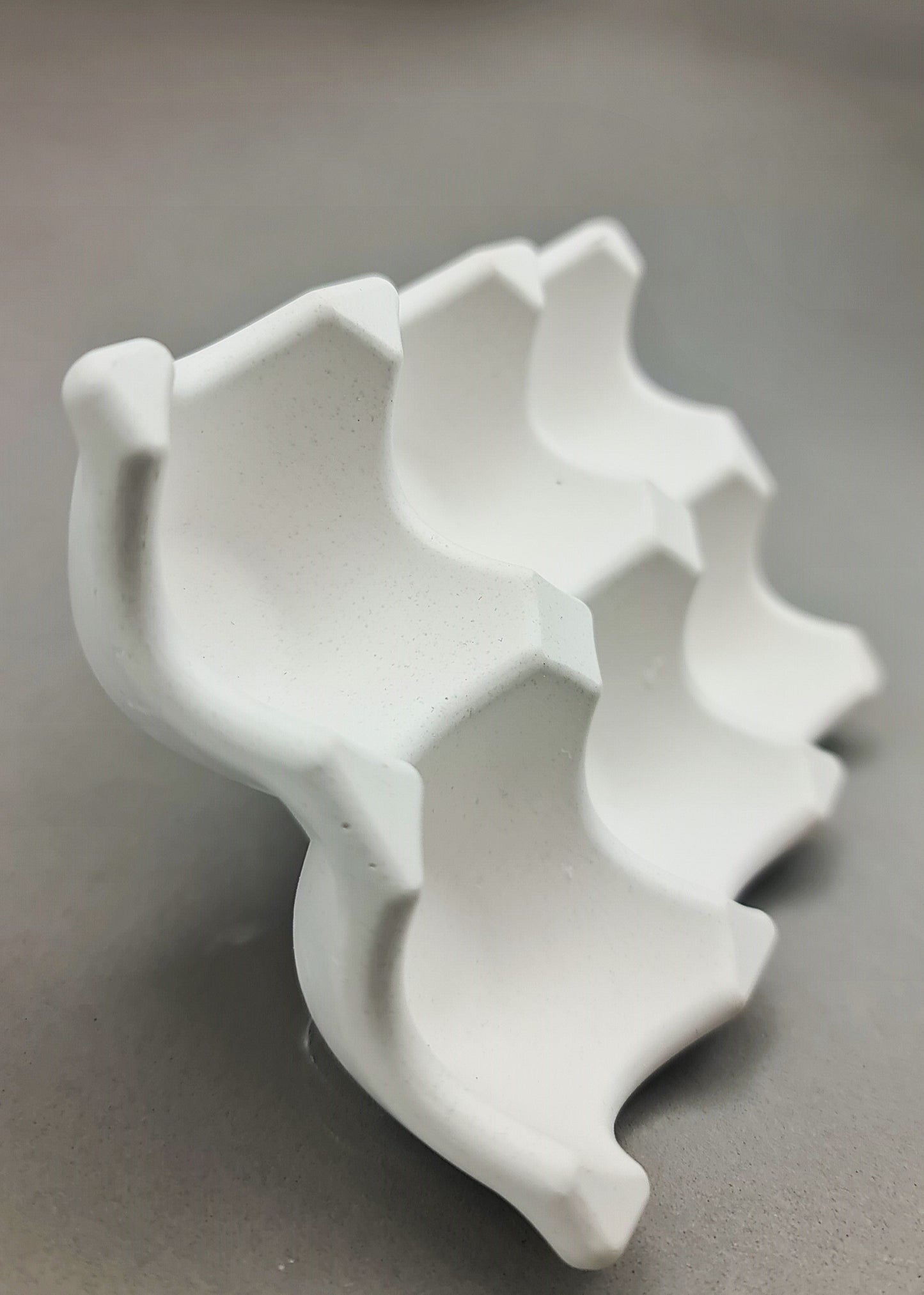 LAVURI® EGGY Tray 6er EIER Schale Dekoration Deco für Eier, Muffin, Wax- Melts, Aufbewahrung von Kosmetik Schwämmen, weiss