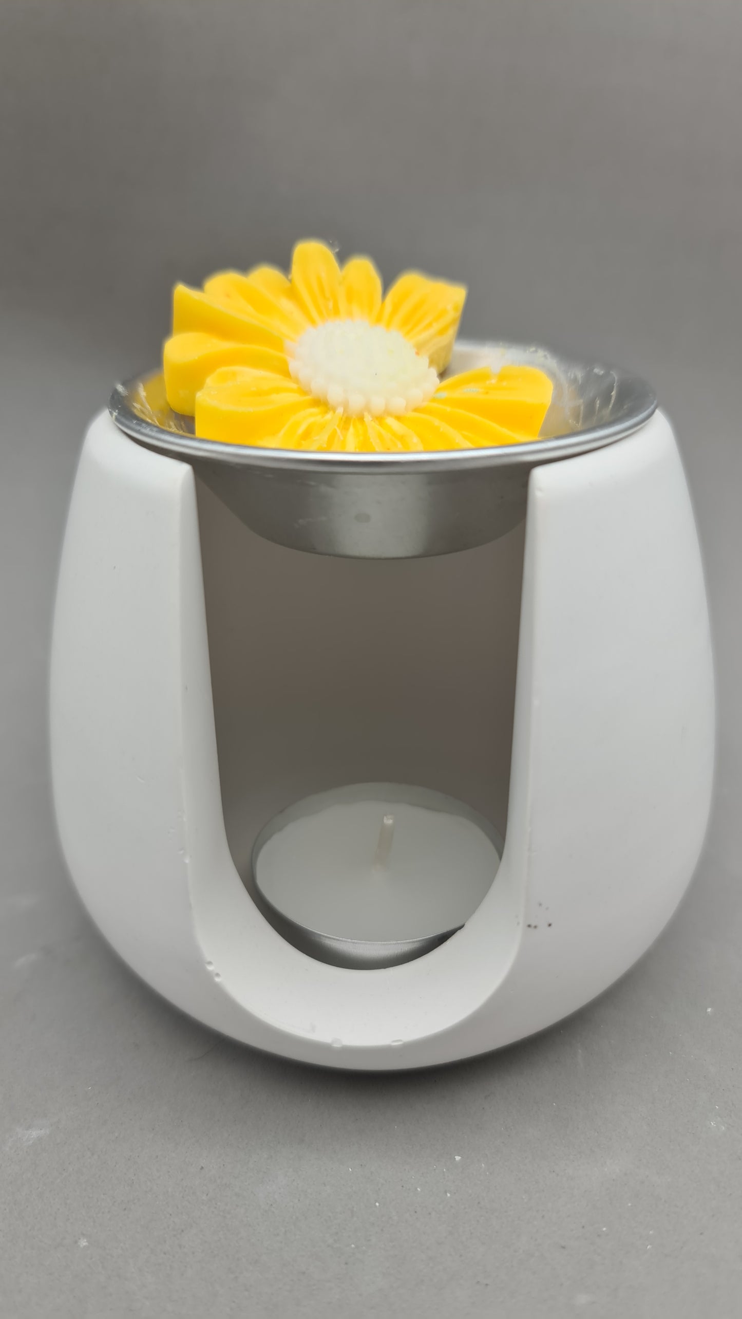 LAVURI® Wachs- Schmelzer Melter aus Giesskeramik Teelicht + Metaltigel weiss Wax- Melts