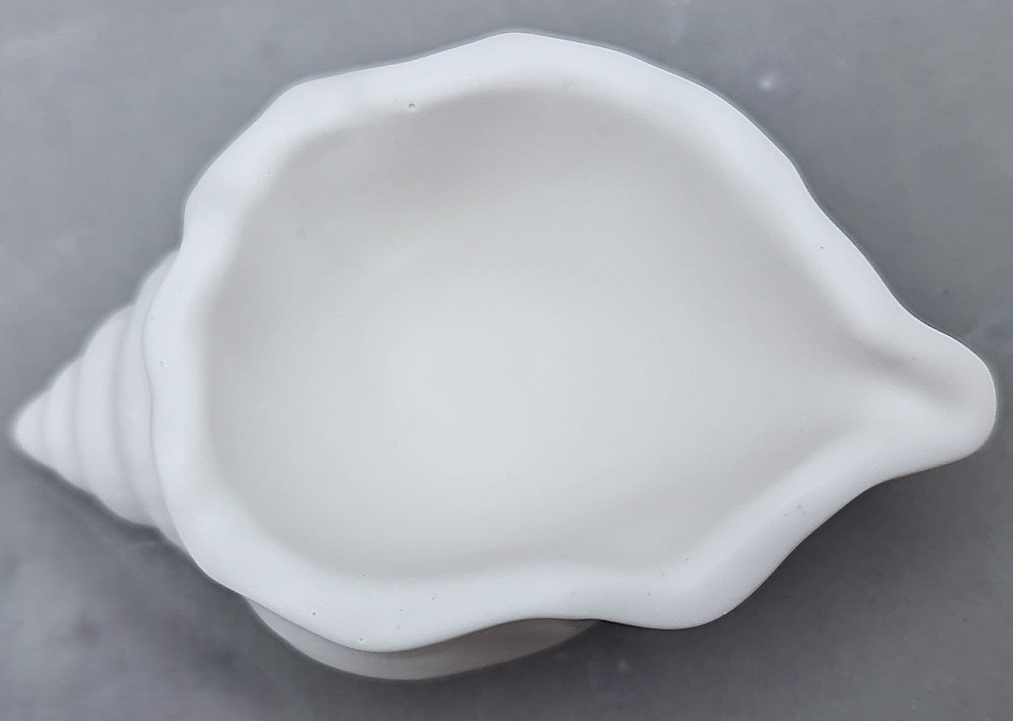 LAVURI® BUZIO MEDIO - dekorative Schale als Kerze, für Kerzensand, pearled Wax, Schmuck oder Schalenfrüchte, exklusives weiss, Deco Tray