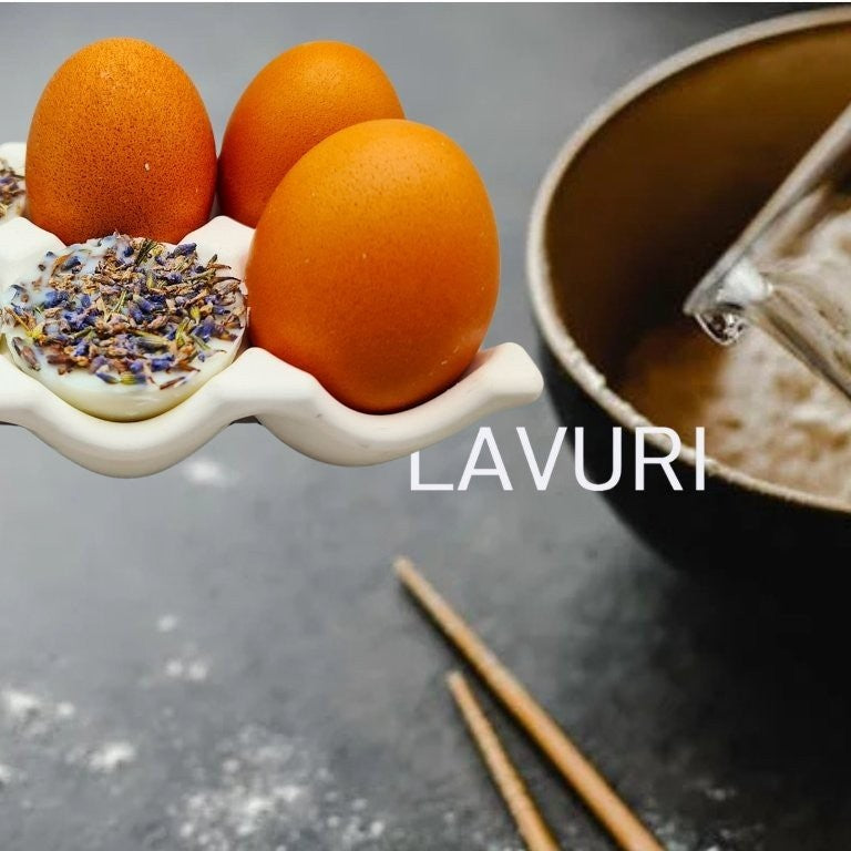 LAVURI® EGGY Tray 6er EIER Schale Dekoration Deco für Eier, Muffin, Wax- Melts, Aufbewahrung von Kosmetik Schwämmen, weiss