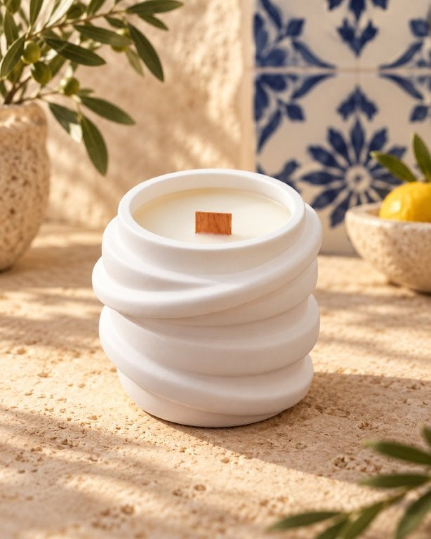 LAVURI TWISTER Candle Vanilla CUP – Handgemaakte sojakaars
