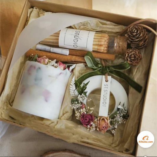 LAVURI® Candle & Home Decor CLUB Member