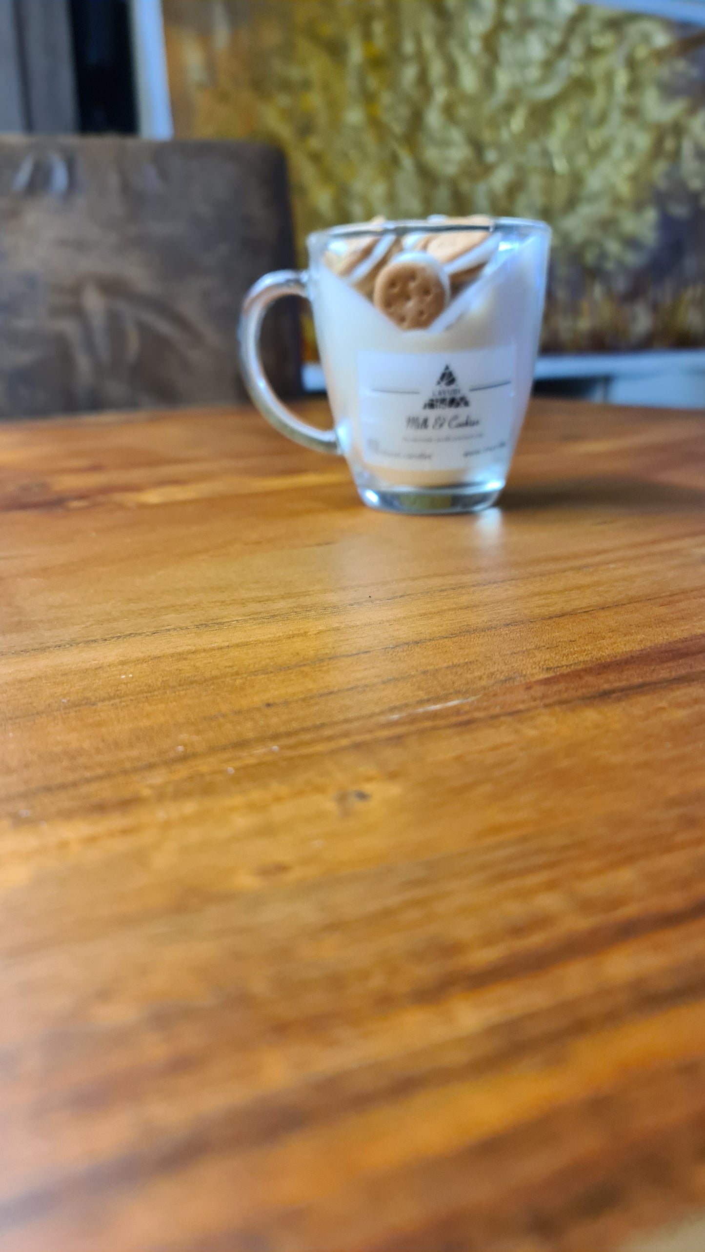 LAVURI® MILK & Cookie in Henkel- Tasse aus Soja Wachs Duftkerze vegan handmade