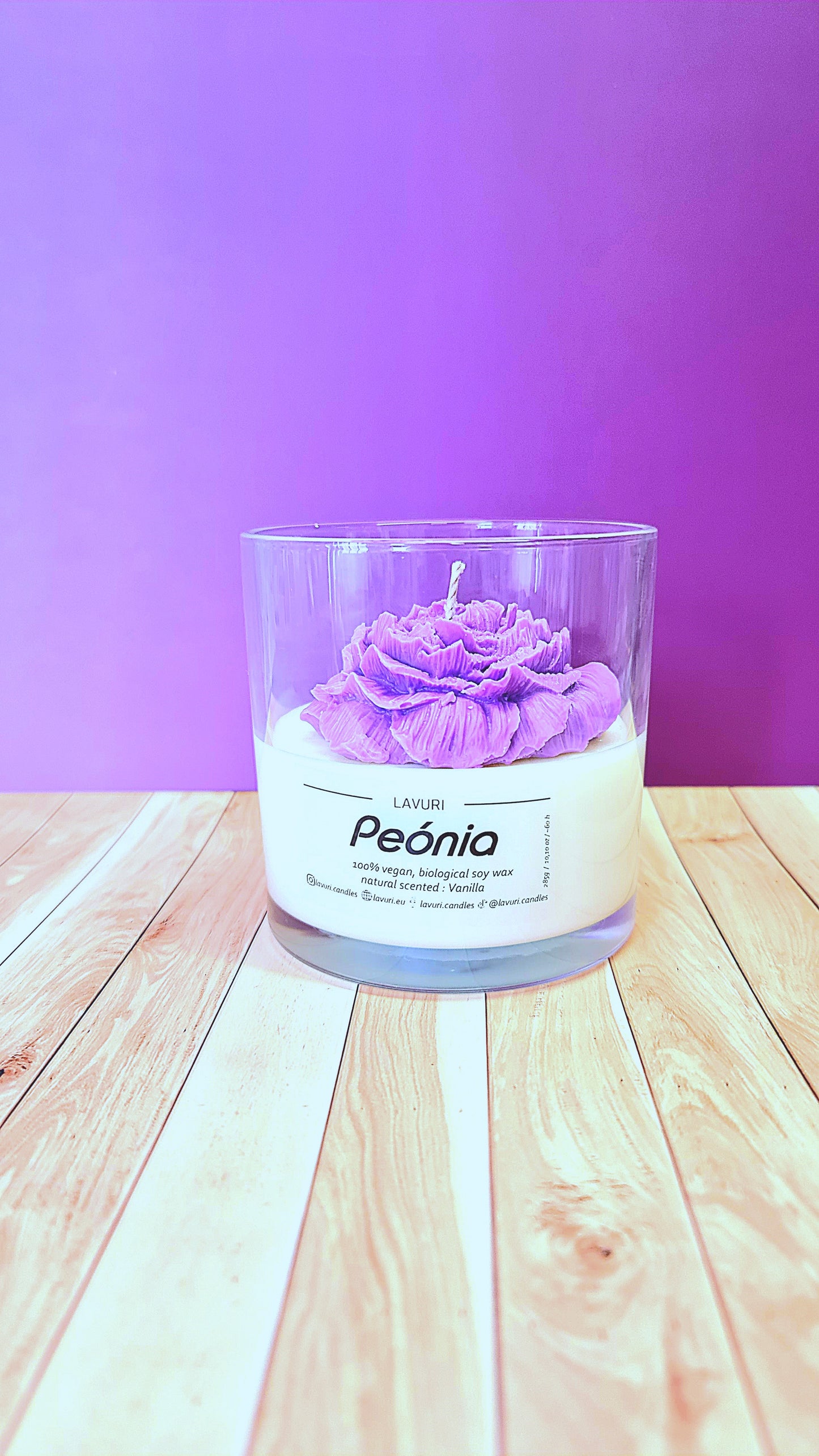 LAVURI Peónia in a glass jar, vanilla scented candle made from 100% natural soy wax, vegan, handmade, reusable glass, various colors and fragrances available.
