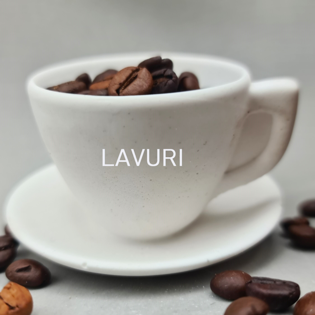 LAVURI® ESPRESSO Tasse auf festem Teller für Wachskerzen, Kerzensand / Perlwachs, Stabkerzen- Halter, Dekoration und als Duftkerzen Varianten erhältlich