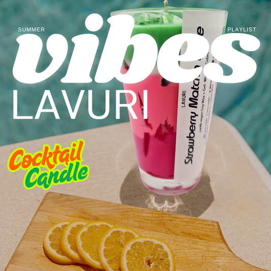 LAVURI® Strawberry Matcha Latte aus Soja Wachs Duftkerze vegan mit Gel- Wachs Eiswürfeln, handmade