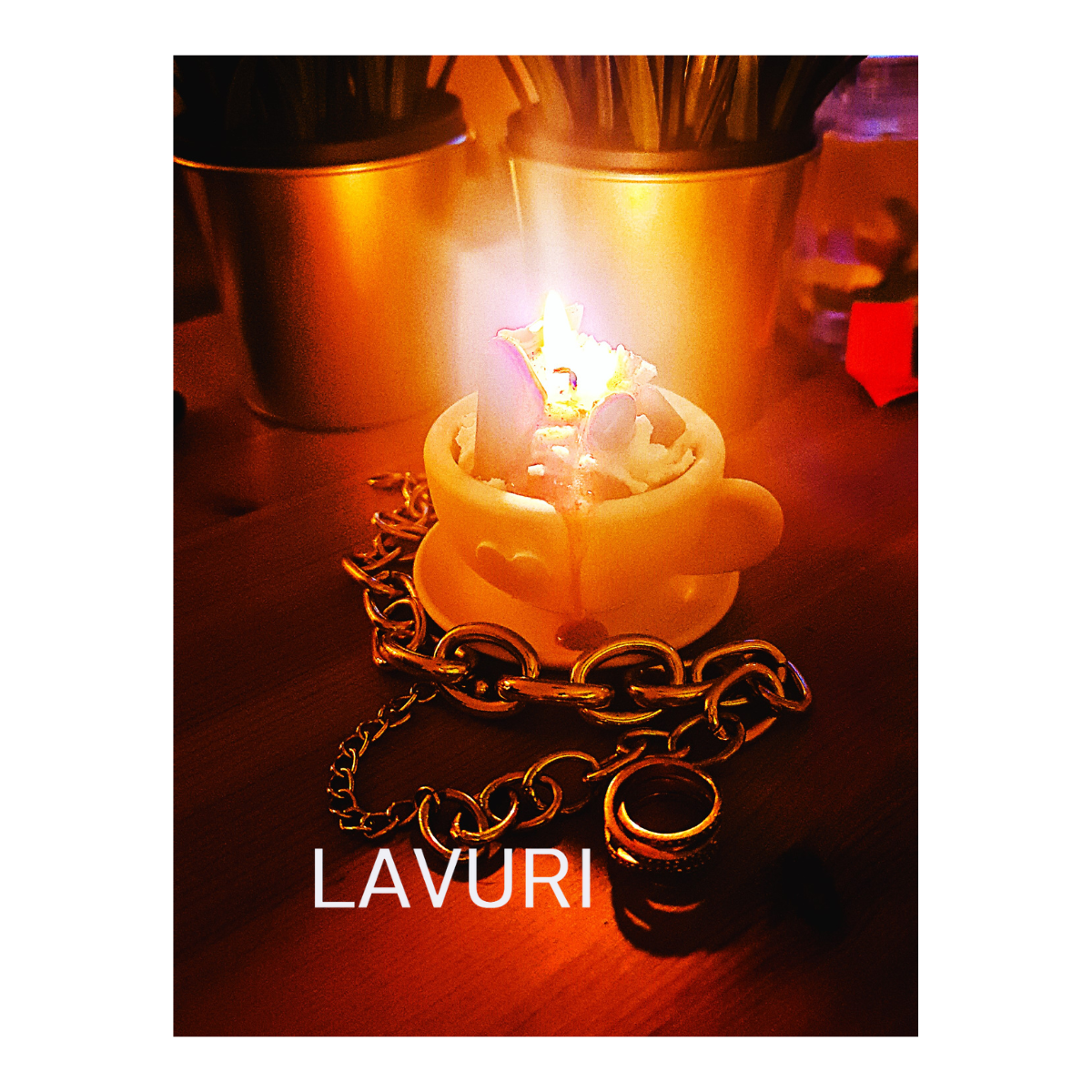 LAVURI® Cappuccino Tasse mit separatem Teller für Wachskerzen, Kerzensand / Perlwachs, Trockenblumen, Dekoration und als Duftkerzen Varianten erhältlich