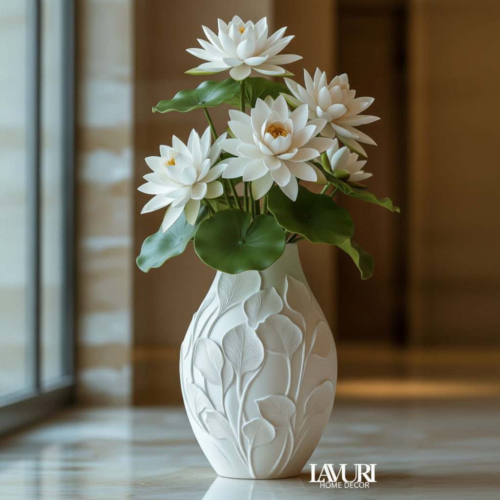 Les Fleurs "Water Lily" - Vase for Dried Flowers like Pampas Grass, 11 x 7.5 cm, Round Ceramic Vase with Petal Pattern