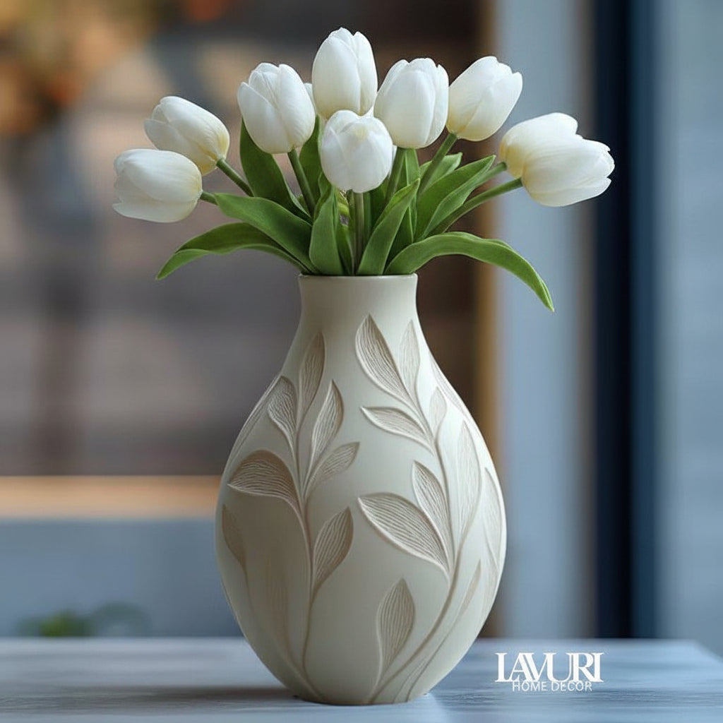 Les Fleurs "Tulip Leaves" - Vase for Dried Flowers like Pampas Grass, 11 x 7.5 cm, Round Ceramic Vase with Petal Pattern