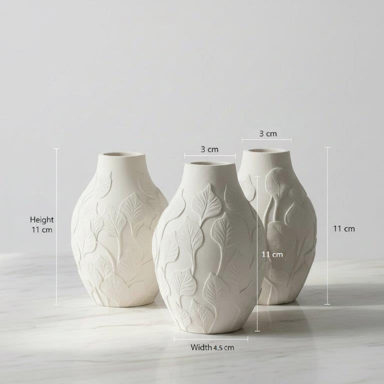 Les Fleurs "Bamboo" - Vase for Dried Flowers like Pampas Grass, 11 x 7.5 cm, Round Ceramic Vase with Petal Pattern
