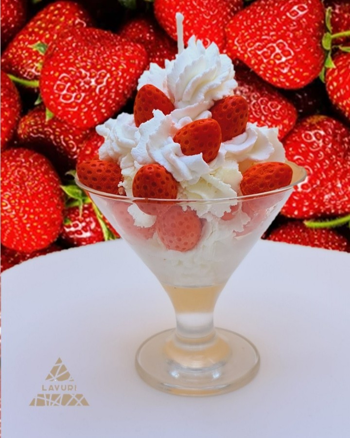 Strawberry Creme Cup - Gourmet Cup Candle